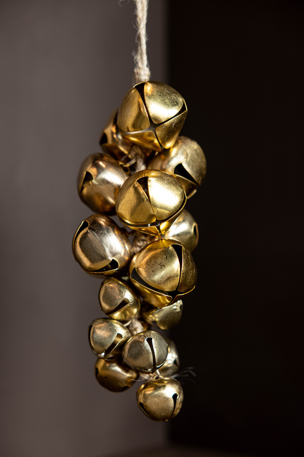 Jingle Bell Holiday Hanging Cluster